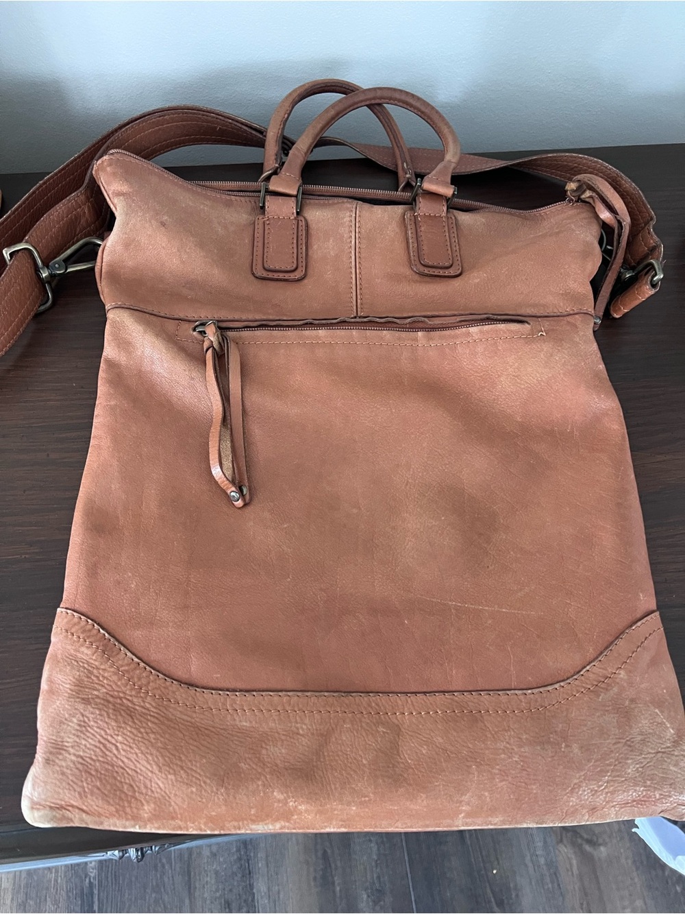 Maurizio Taiuti Convertible Foldover Leather Slouch Messenger/Tote Bag
